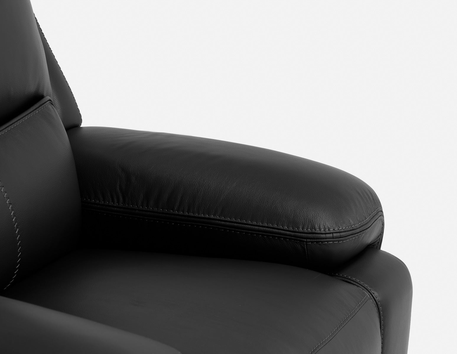 FAOUZI fauteuil inclinable en cuir contemporain undefined