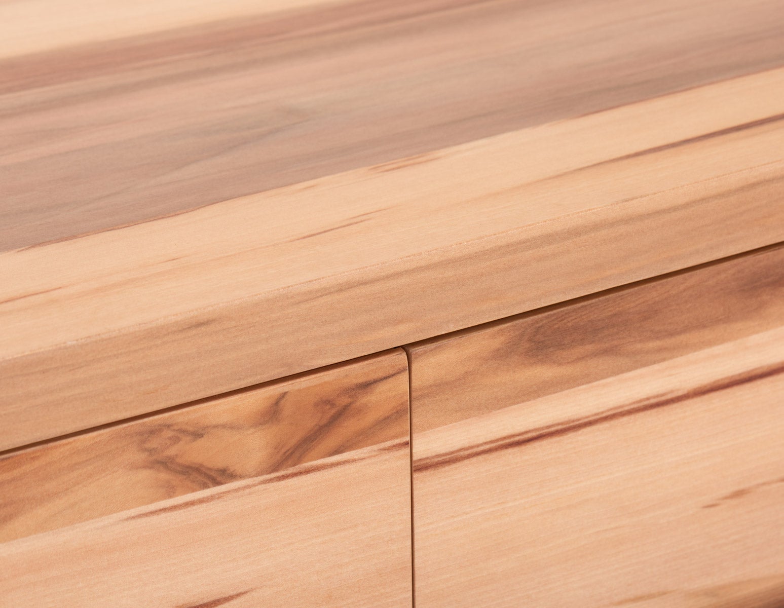ELLISON coffee table undefined