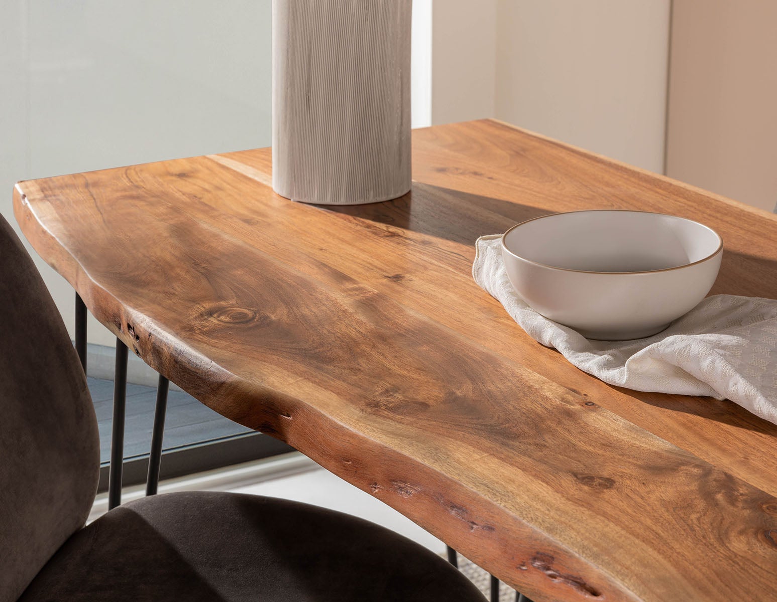 RENO table-bar en bois d'acacia massif 160cm undefined