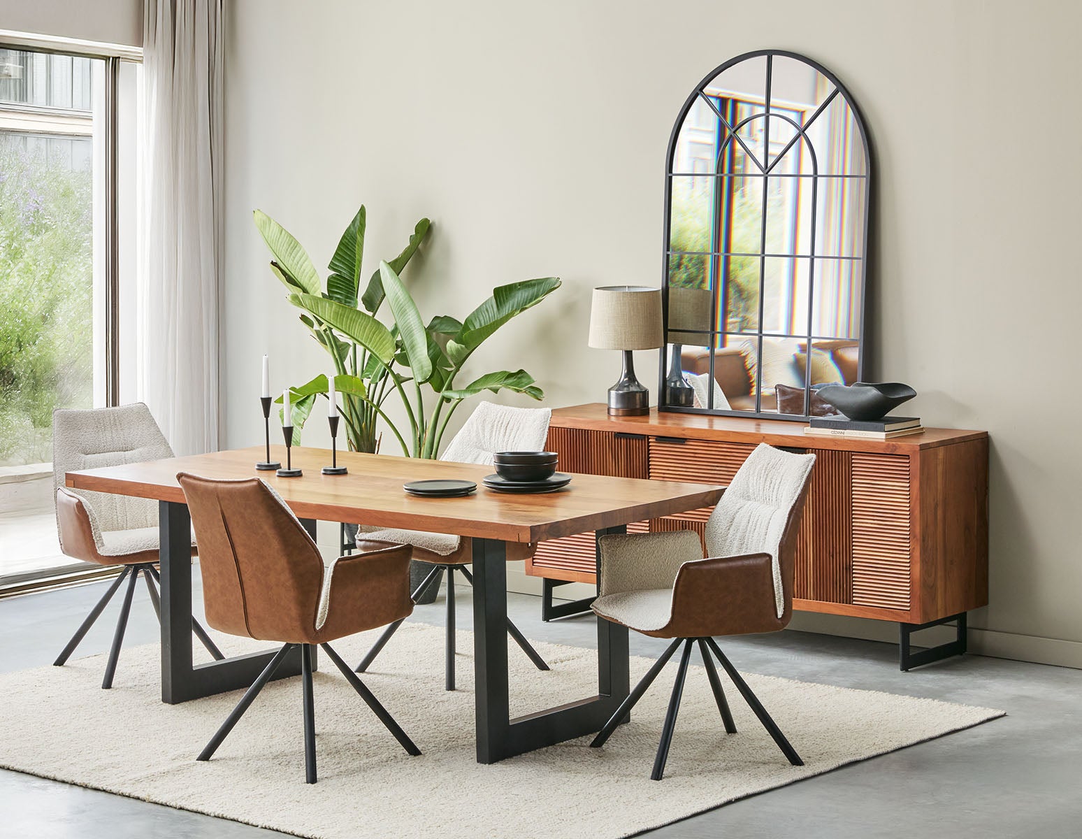 LYON buffet en bois d'acacia 175 cm undefined