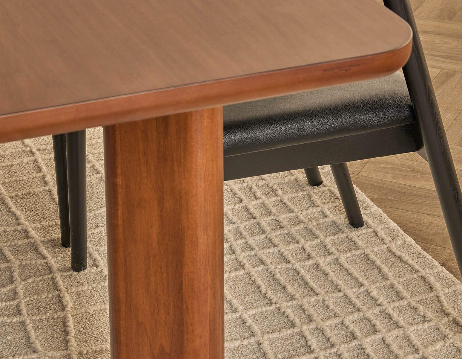 PALMO modern-retro extendable dining table 150 to 200cm undefined