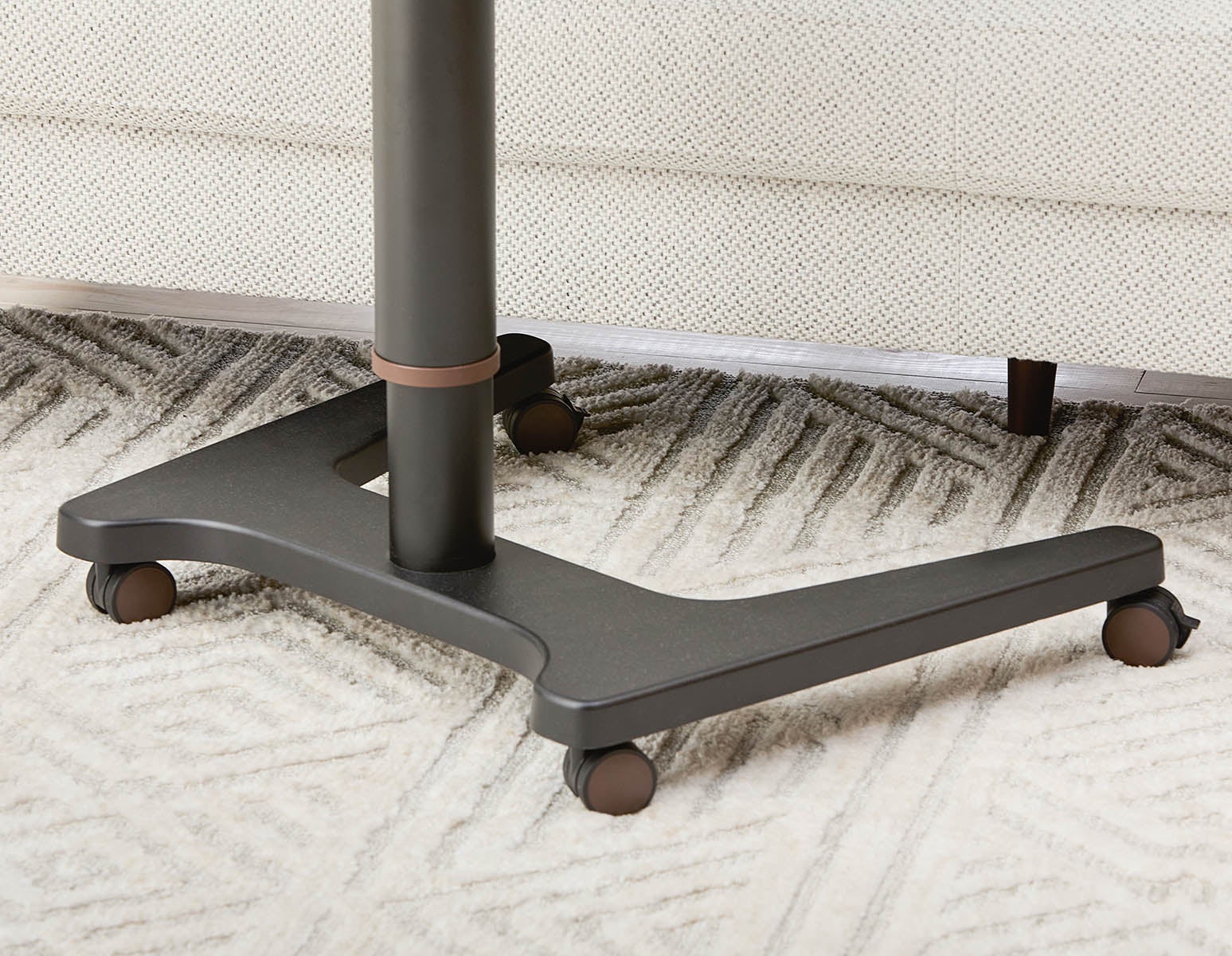 LILY adjustable portable desk undefined