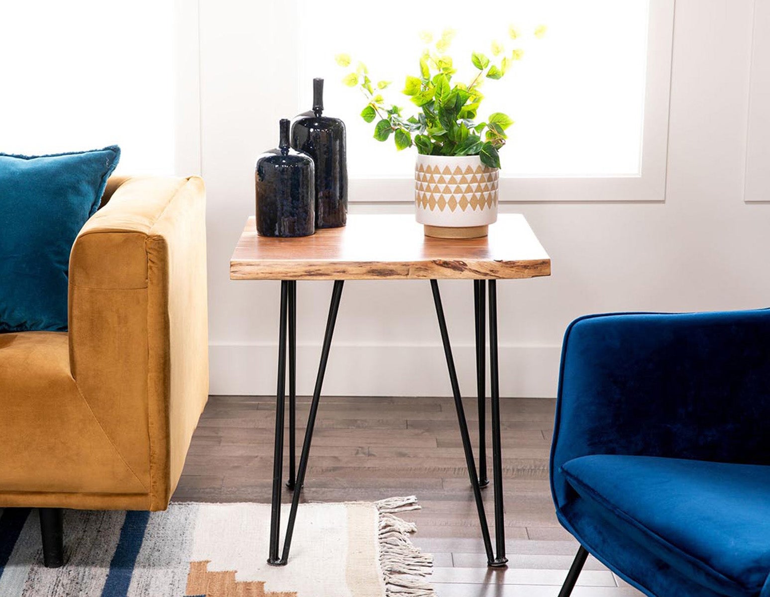 RENO solid acacia wood end table 60 cm undefined