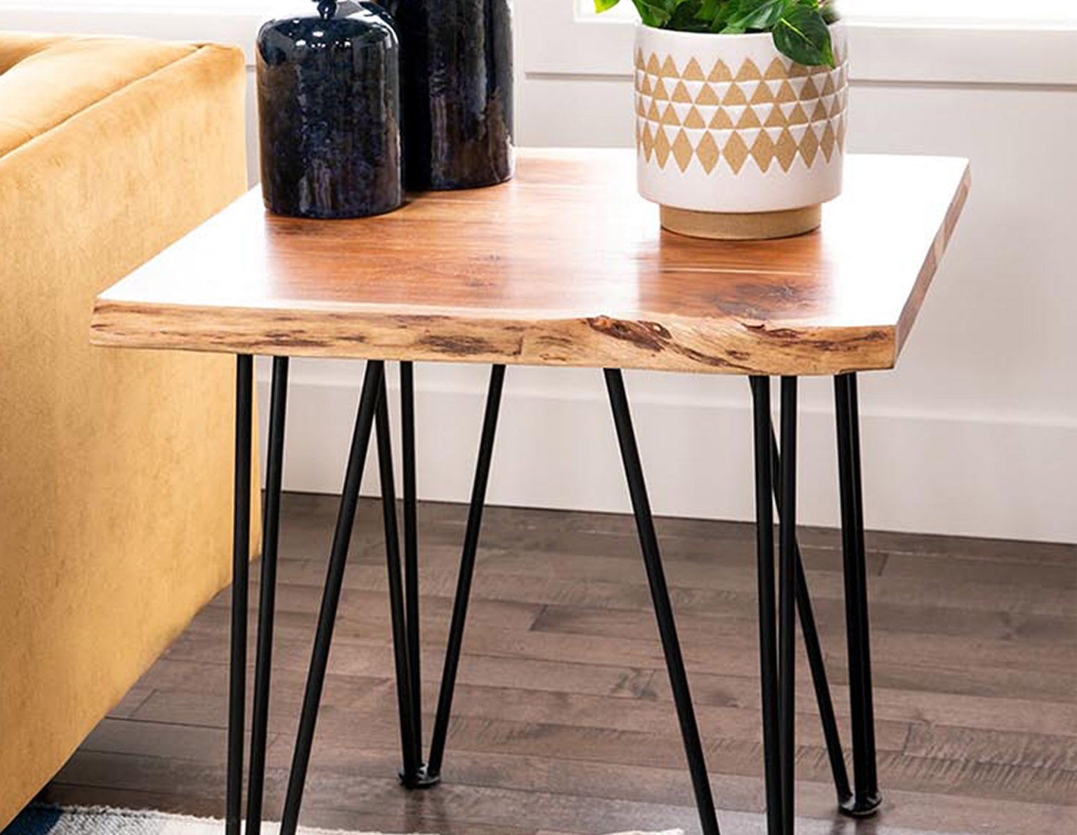RENO solid acacia wood end table 60 cm undefined