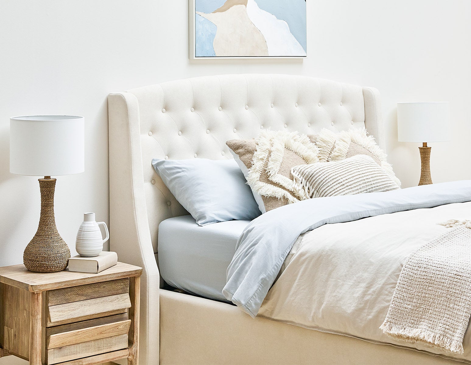 RAVEL traditional tufted upholstered wingback king-size bed with storage undefined