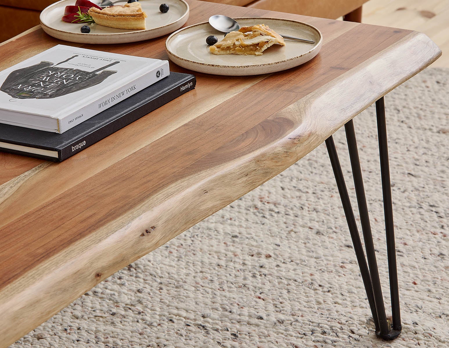RENO table basse en bois d'acacia massif 120 cm undefined