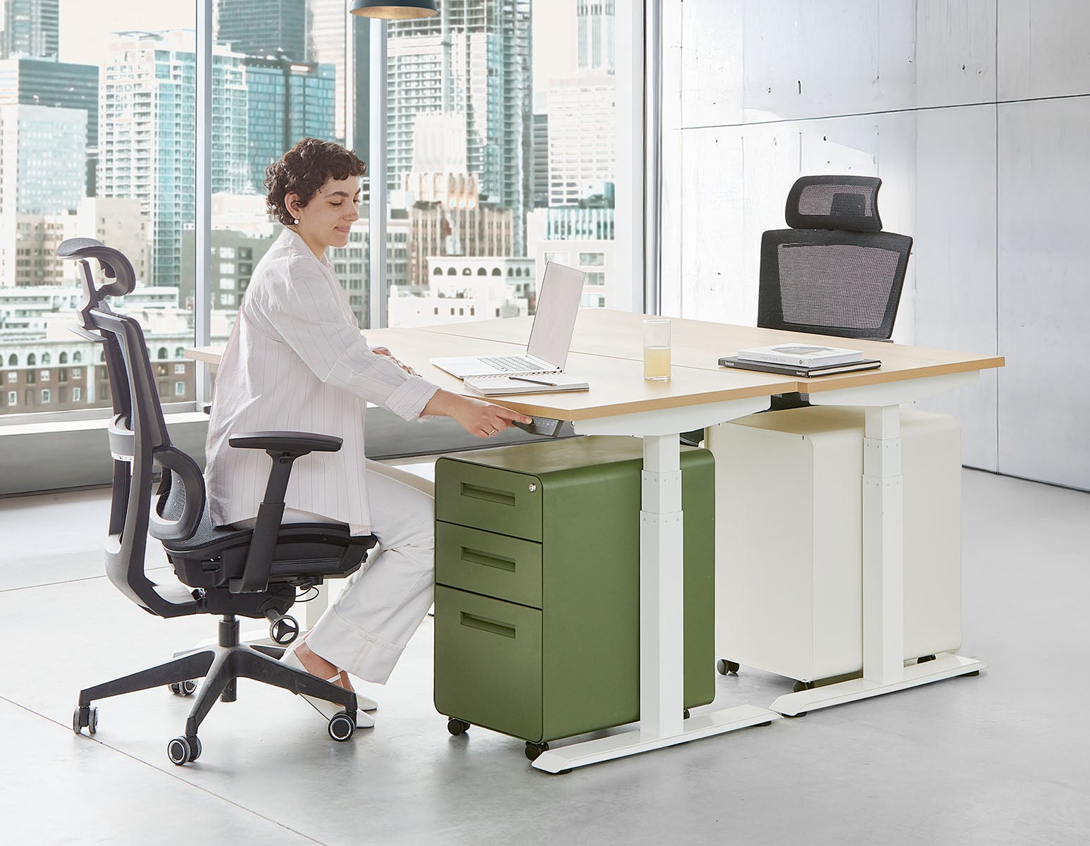 LIFT 3-stage dual motor electric desk undefined