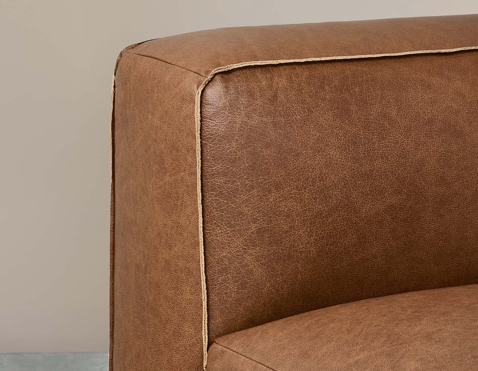 MONTE 100% leather classic loveseat sofa undefined