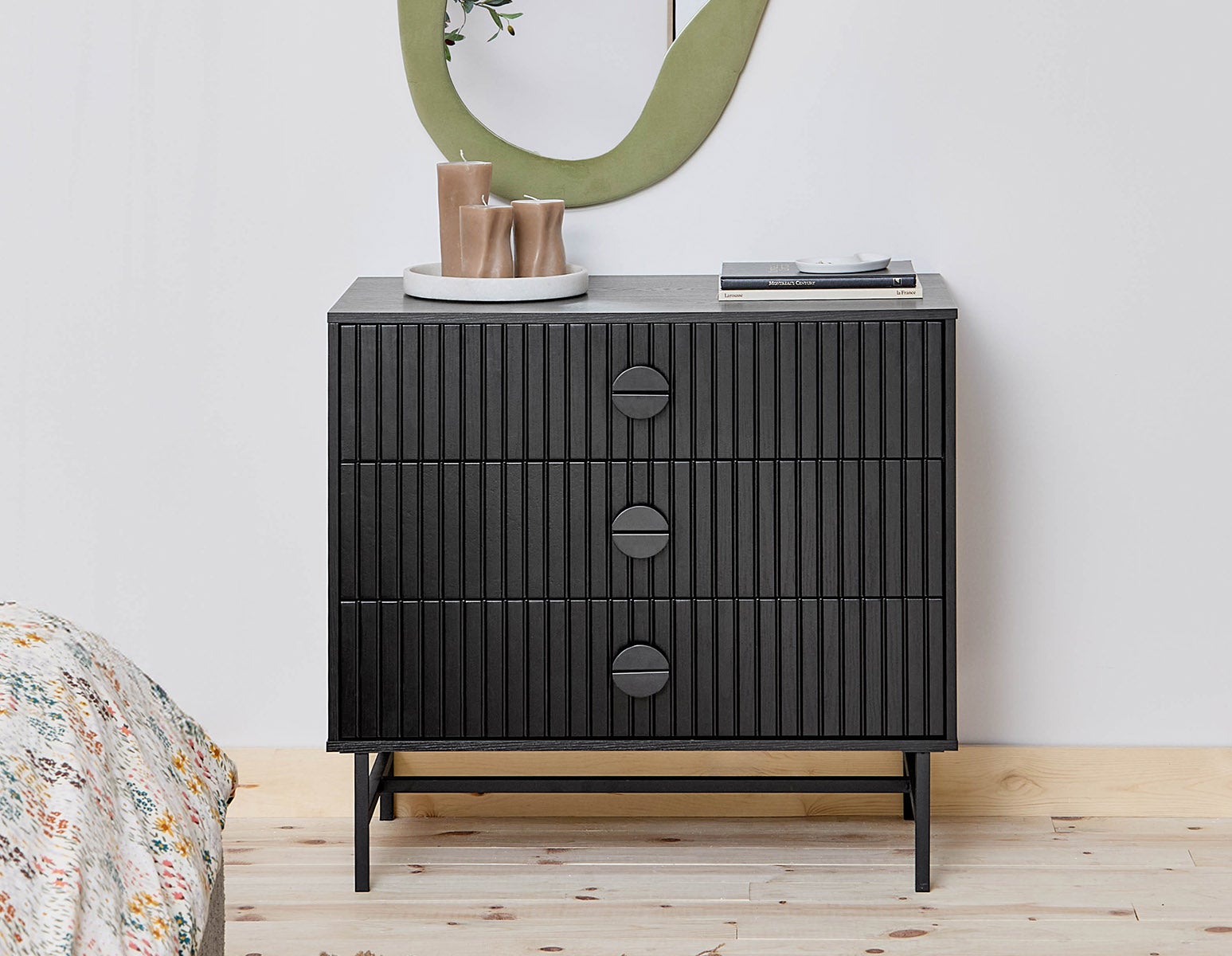 MONTANA modern 3-drawer dresser undefined