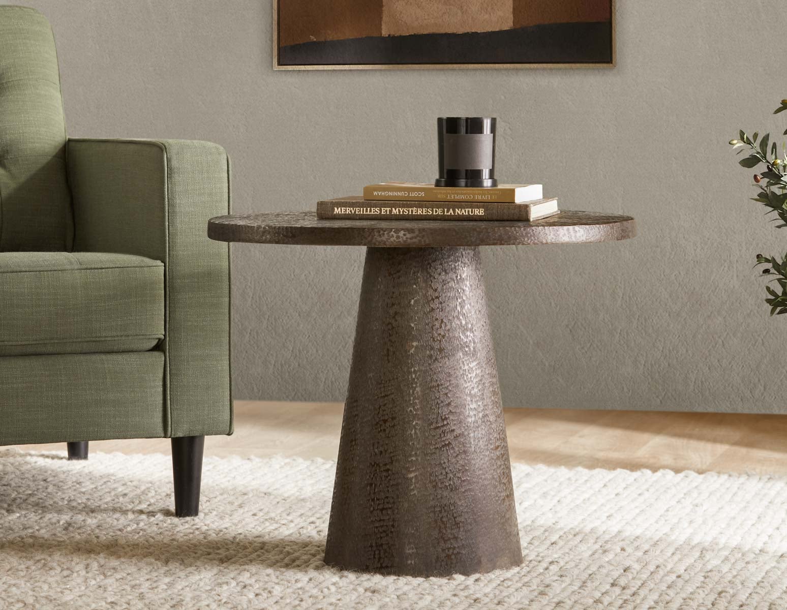 KERALA table d'appoint en aluminium fabriquée à la main 63 cm undefined
