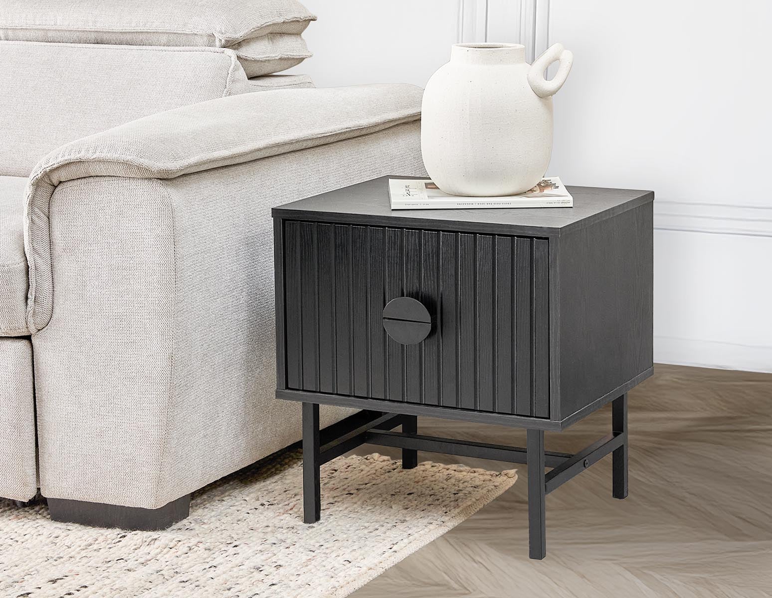 MONTANA end table undefined