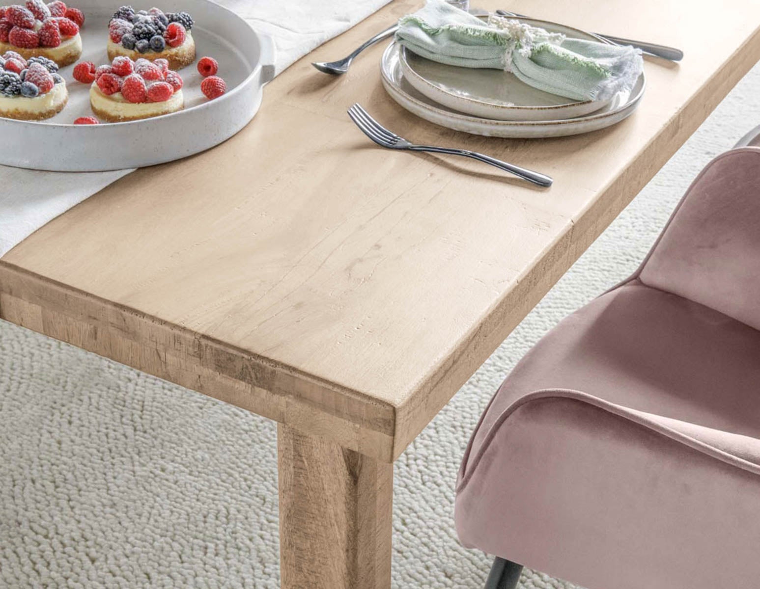THESSALIA grande table de salle à manger en bois de manguier massif vieilli 240 cm undefined