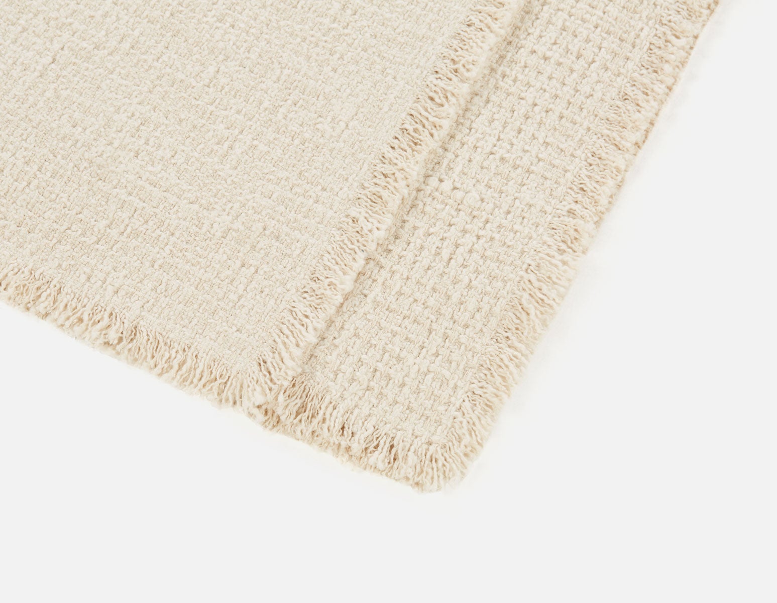 SATARA jeté 50" x 60" undefined