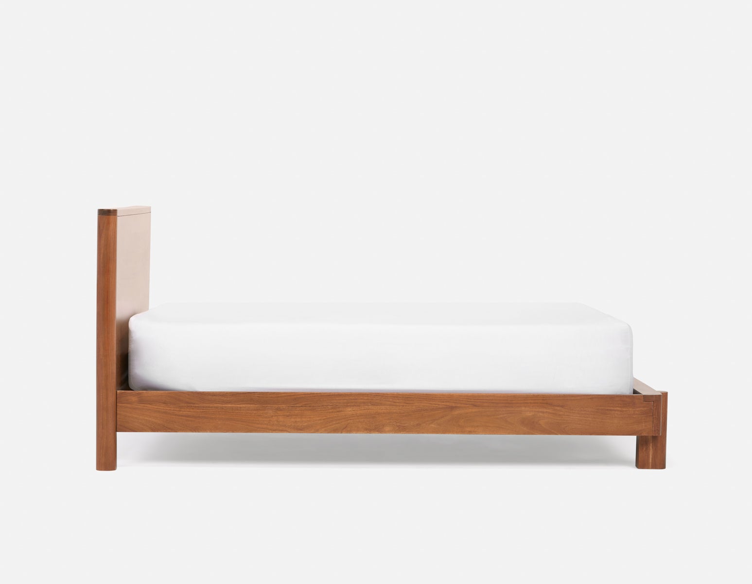 MUMBAI acacia wood queen size bed undefined