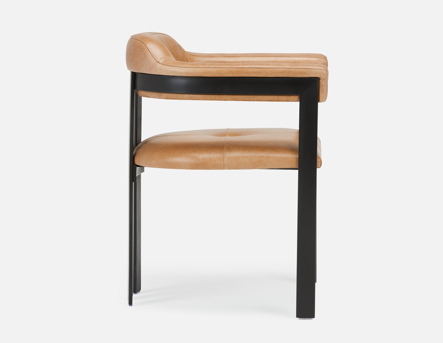 STEFANIA chaise de salle à manger en cuir avec accoudoirs undefined