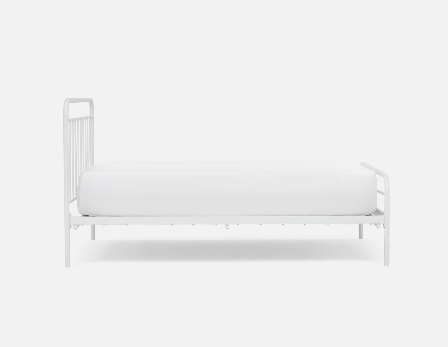 BREE iron queen size bed undefined