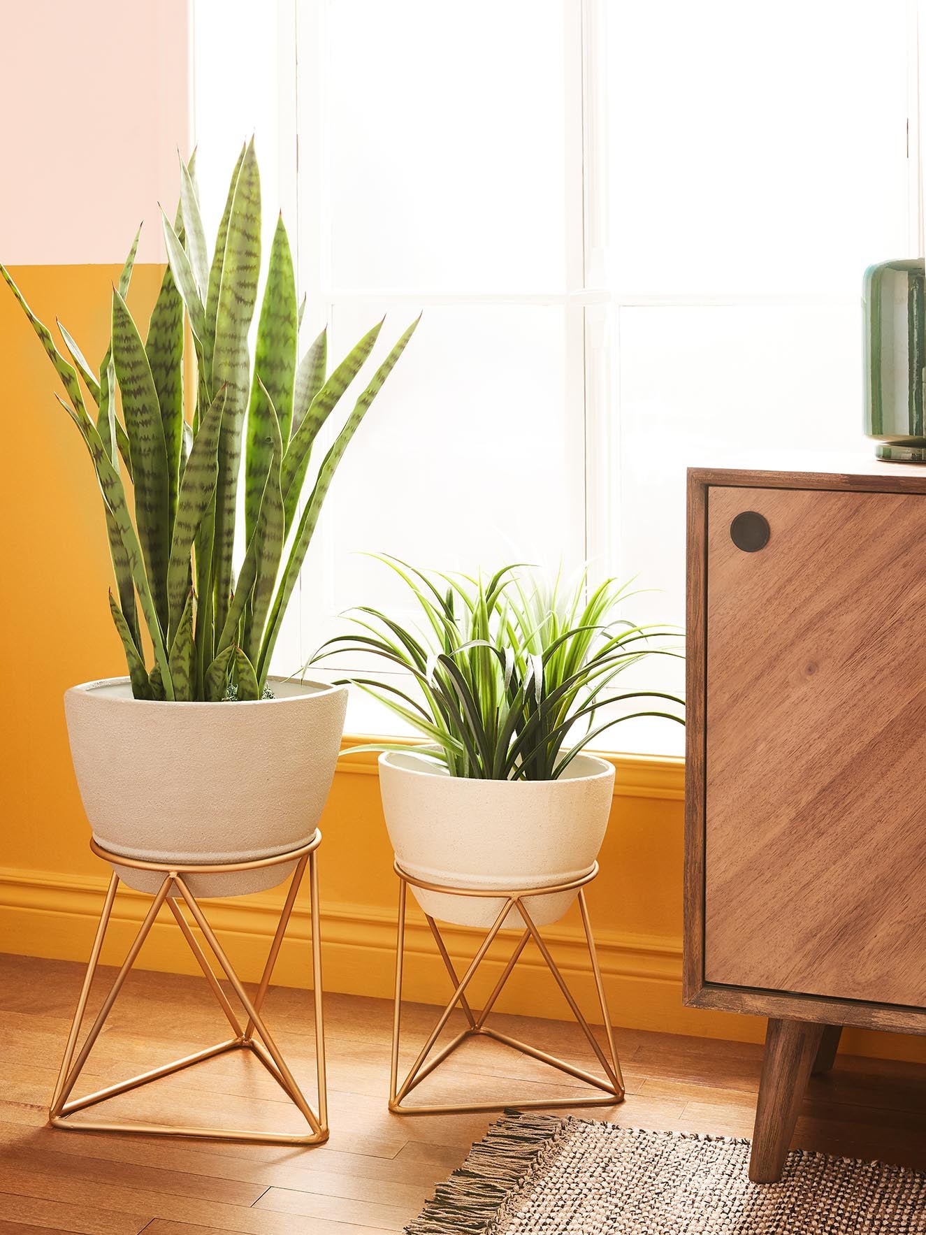 ABELA planter with stand 51 cm undefined