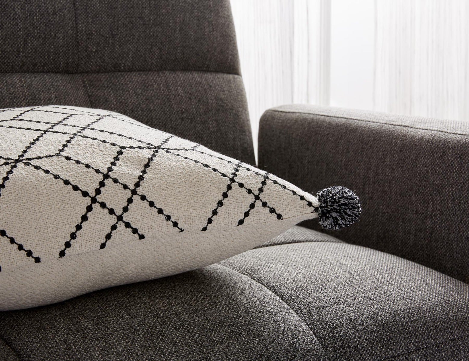 ALO cushion 45cm x 45cm undefined