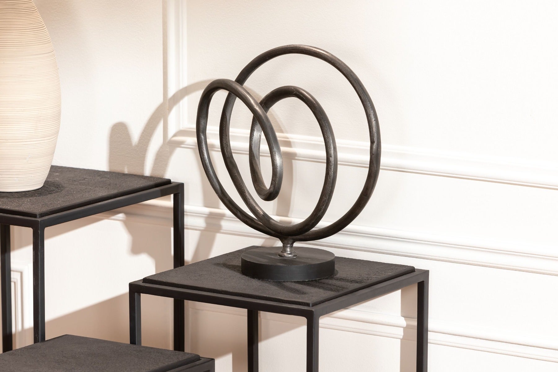 AUREL sculpture en aluminium 35 cm undefined