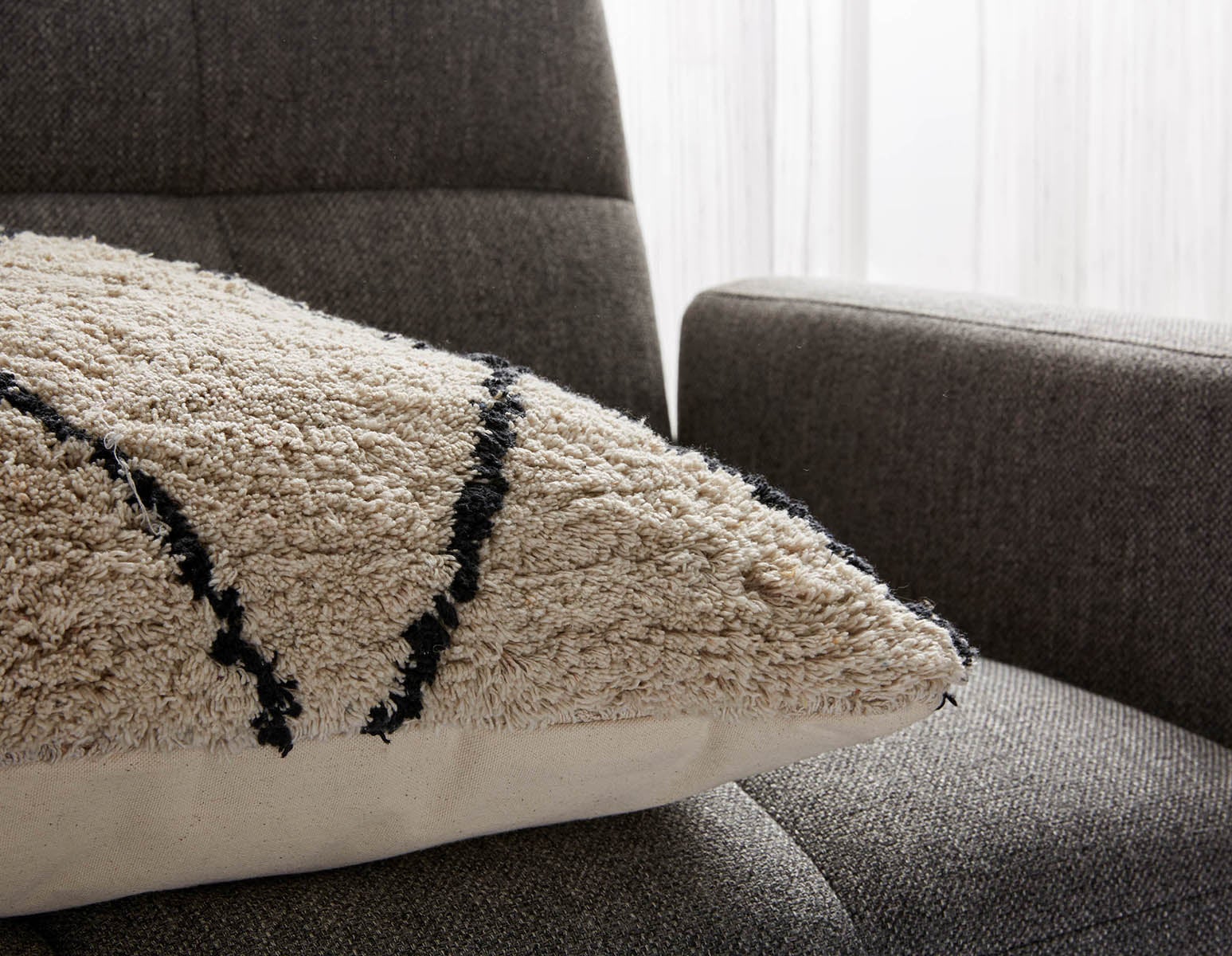 RIAD coussin 60cm x 60cm undefined