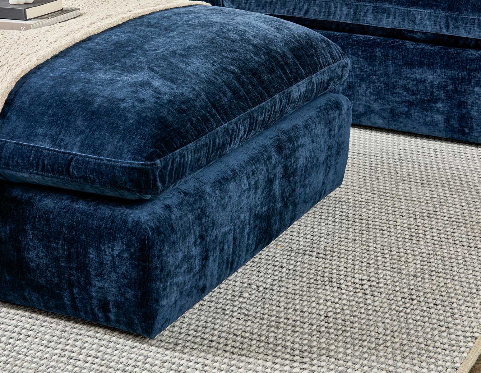 CHABLIS pouf luxueux undefined