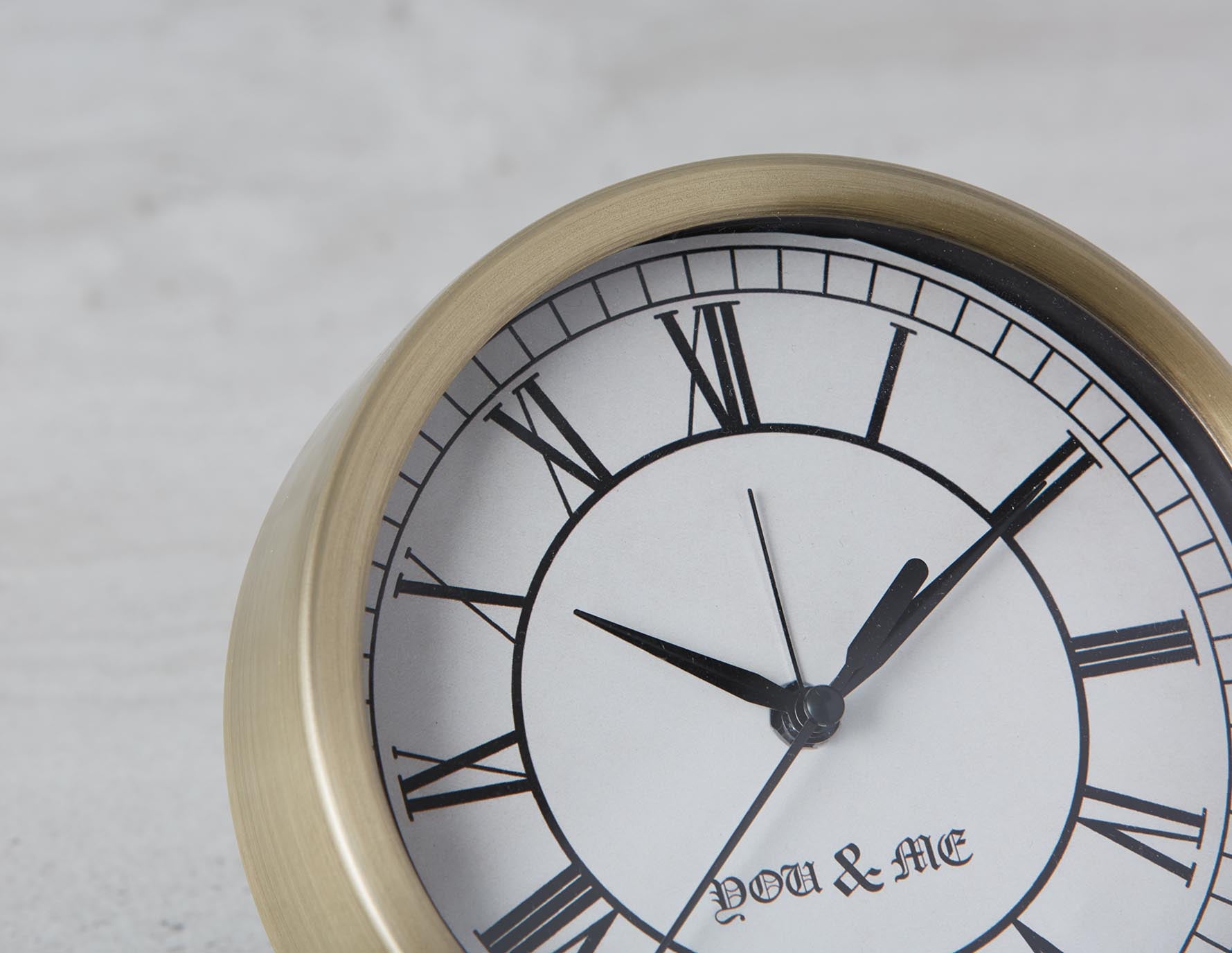 LONDON horloge de table 15 cm undefined