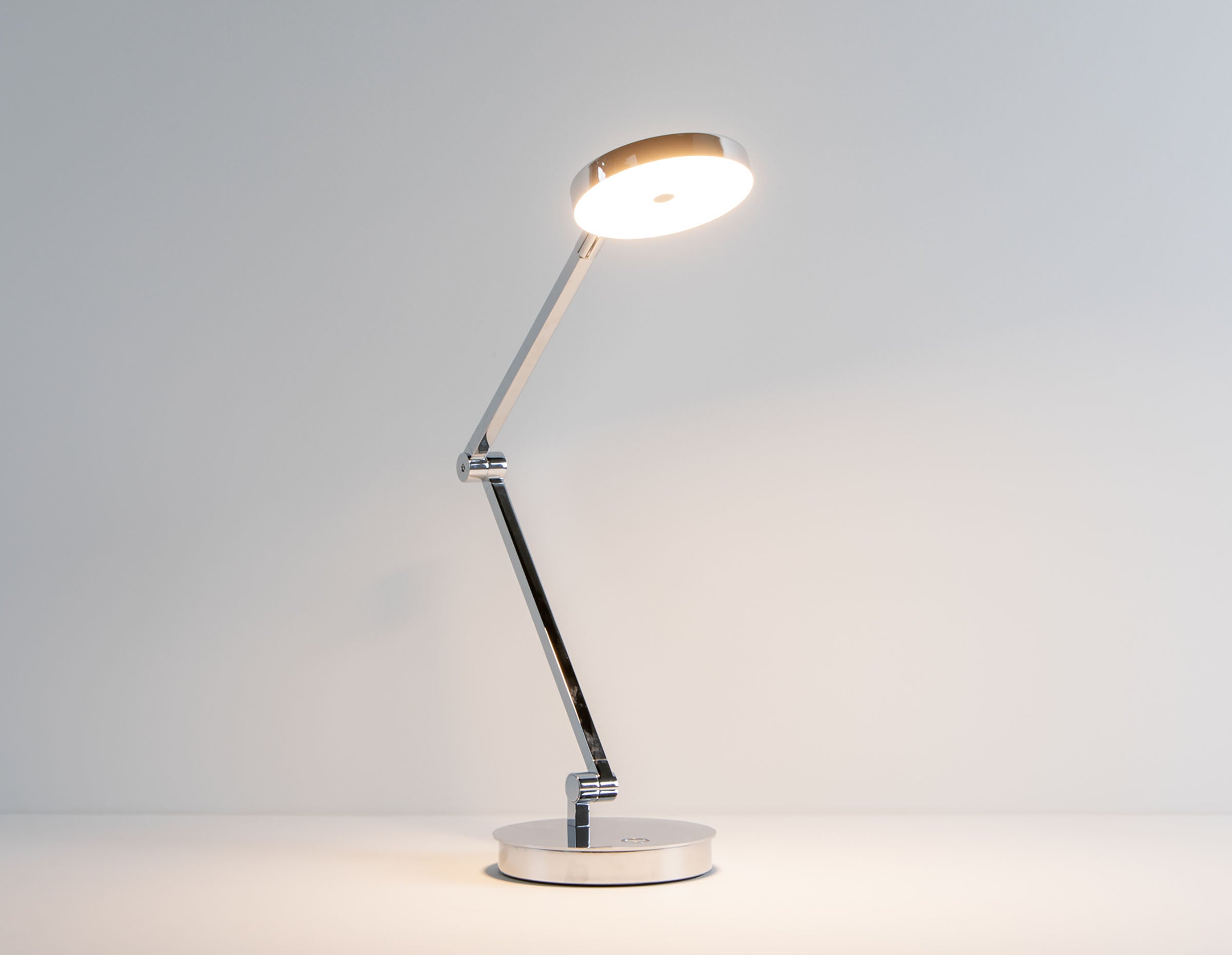 WALLE lampe de bureau LED 65 cm haut undefined