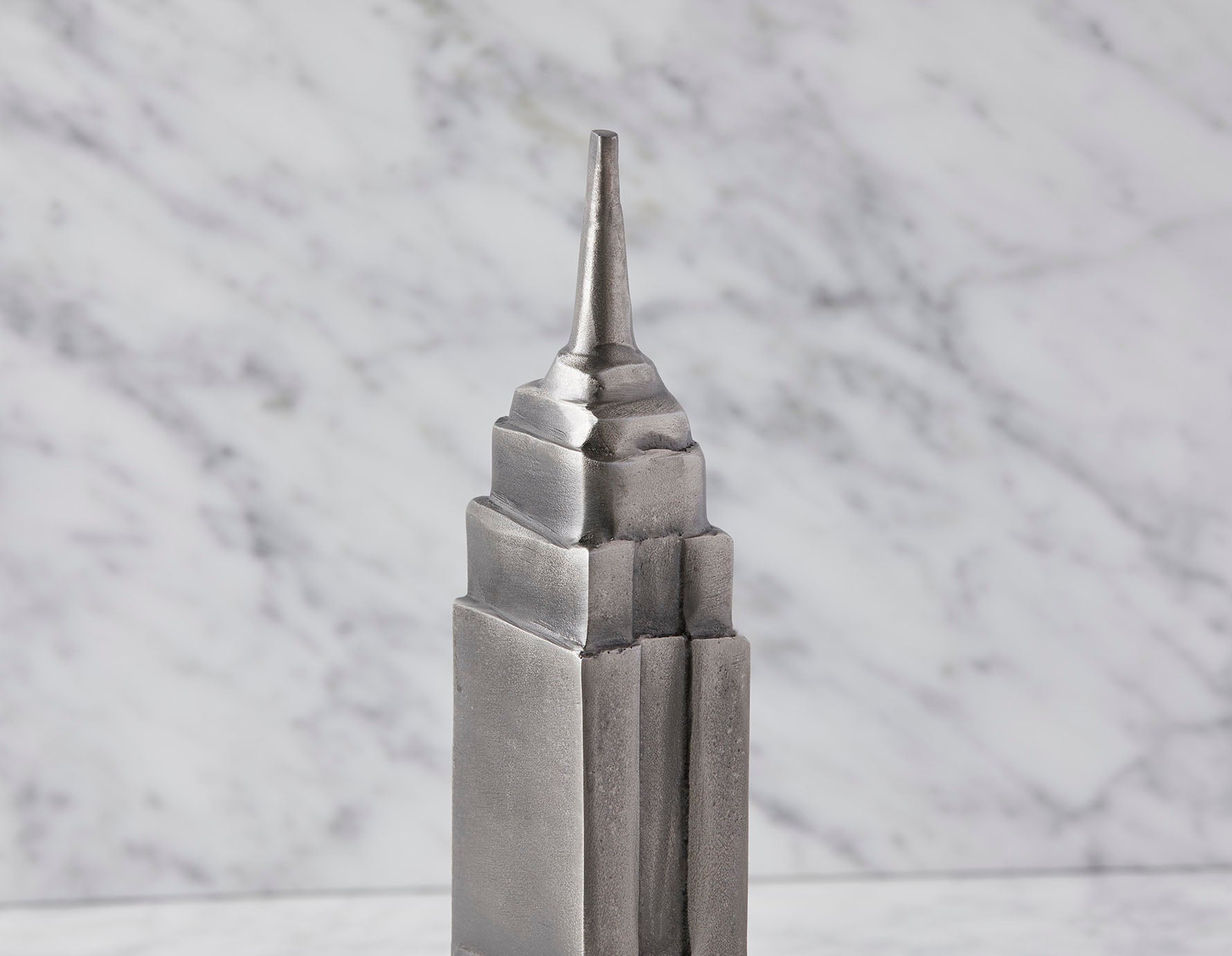 RUDY sculpture en aluminium 30 cm undefined