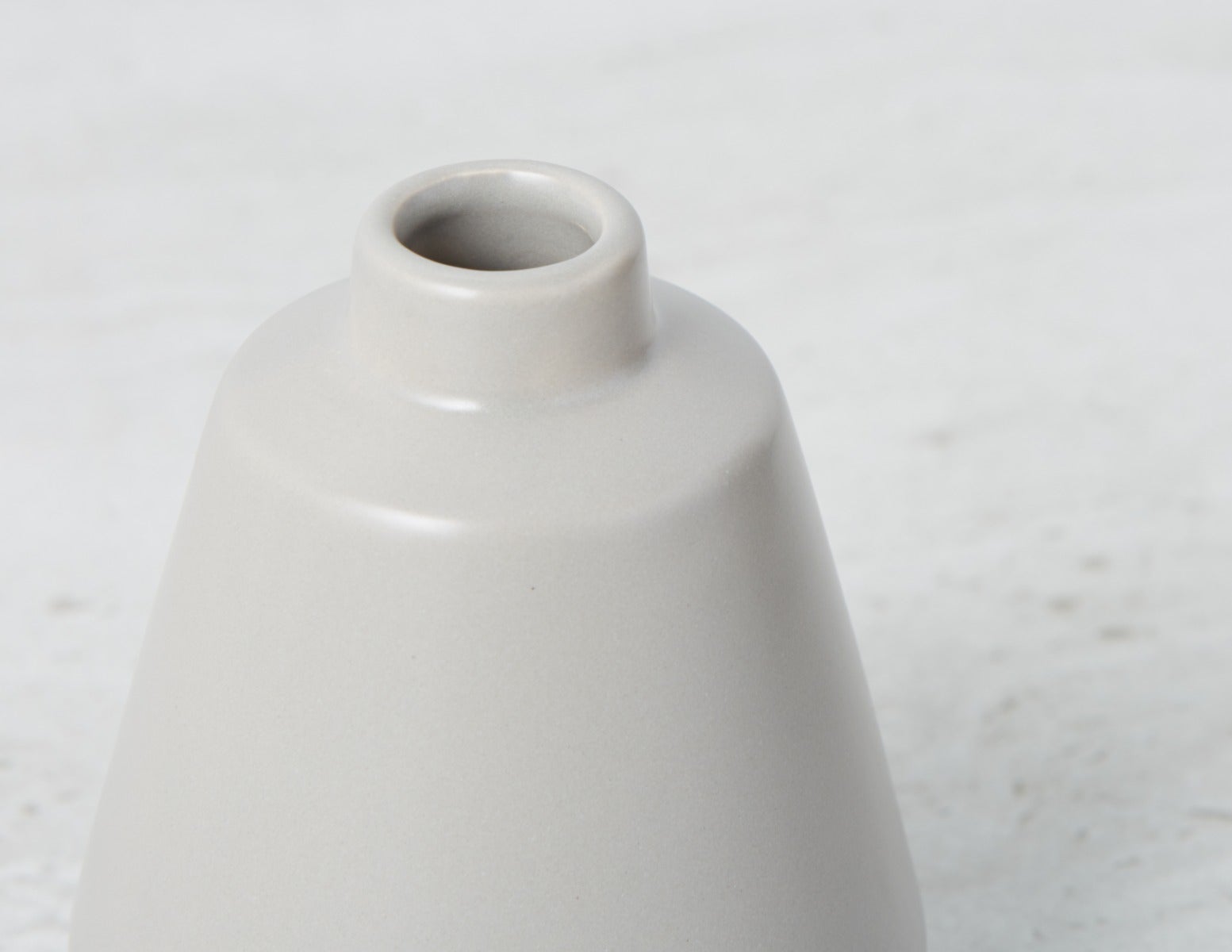 ALMA vase en céramique 11cm undefined
