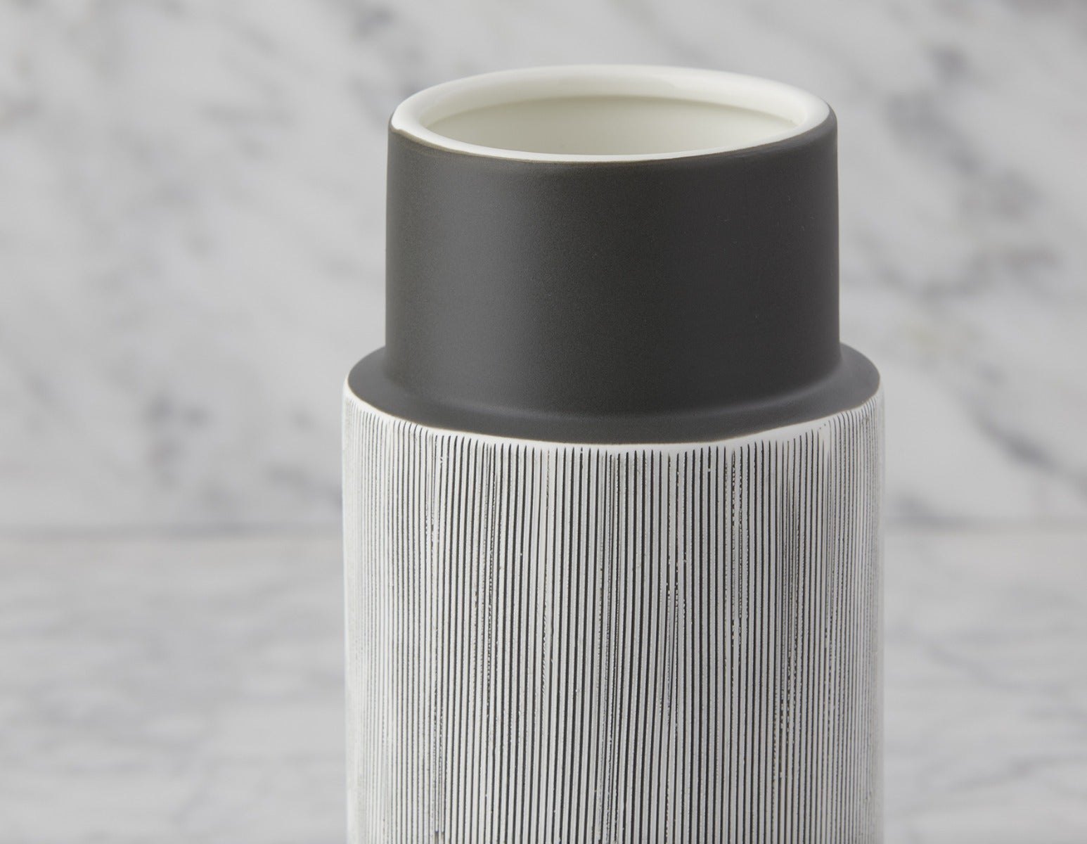 DANIA vase en céramique 24 cm undefined