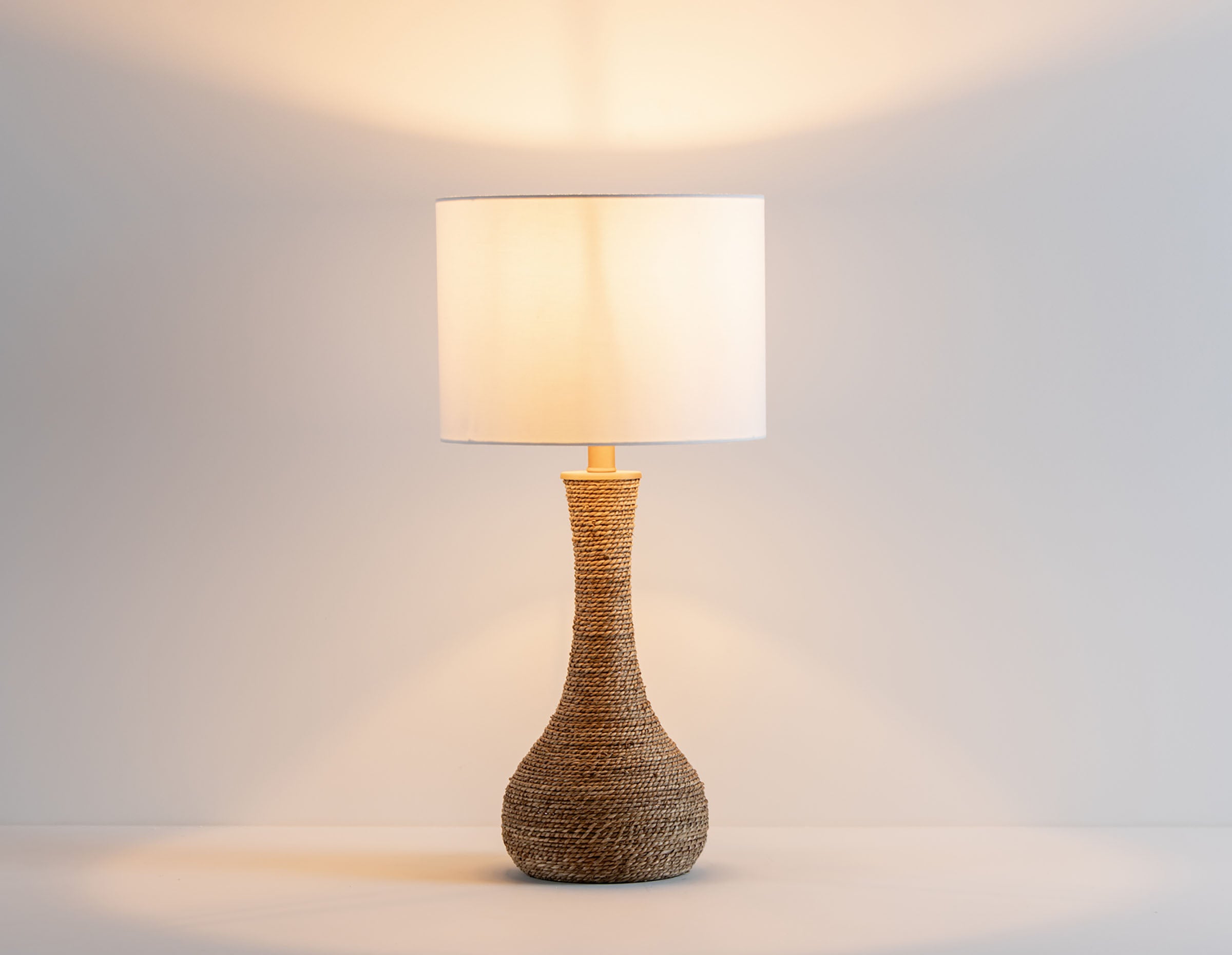 BRIDGET lampe de table 60 cm haut. undefined