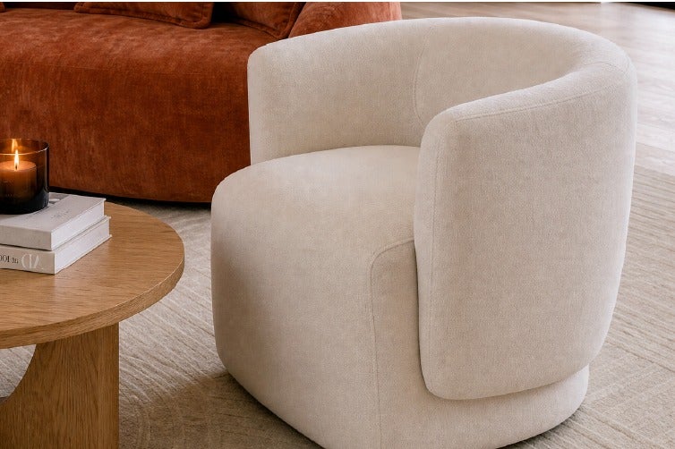 ROANNE accent chair