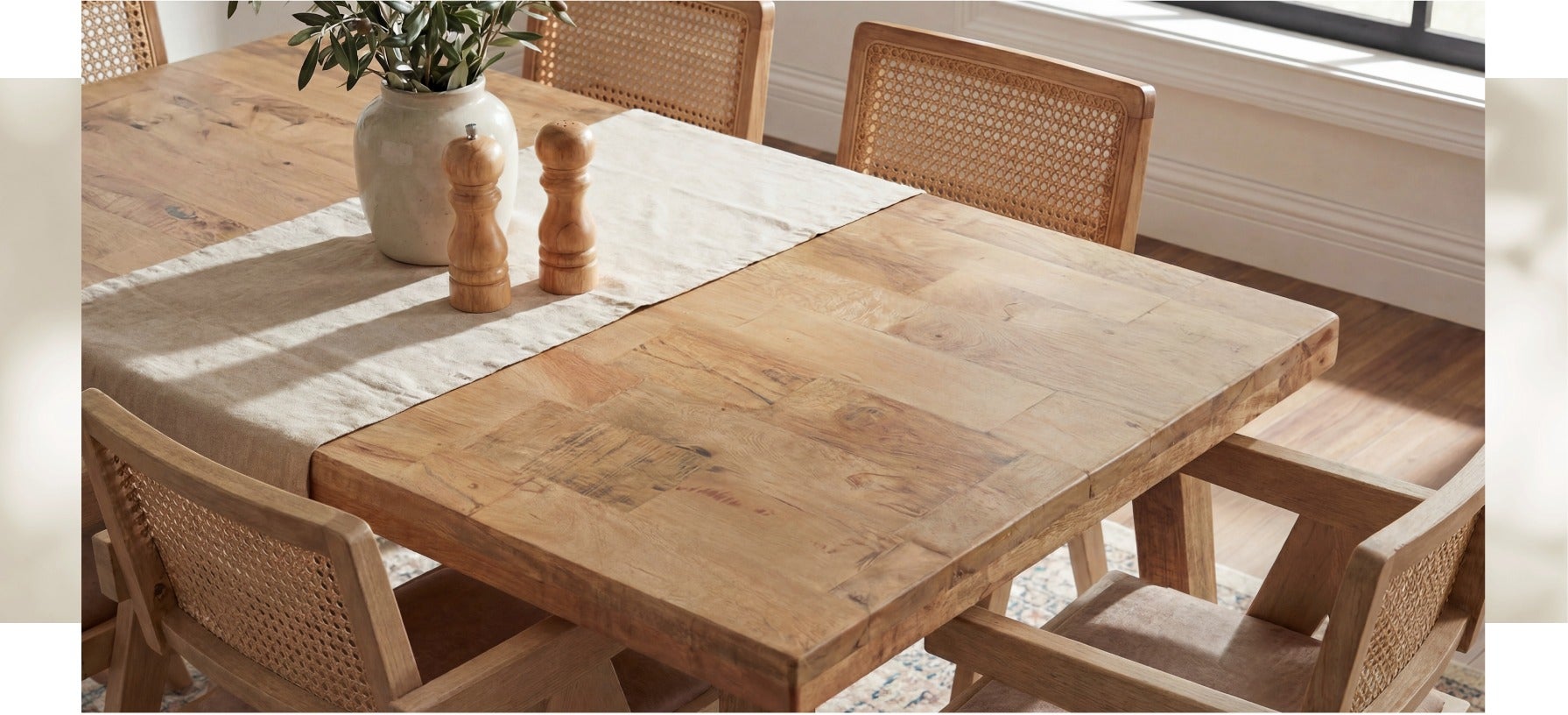THESSALIA table de salle à manger en bois de manguier massif