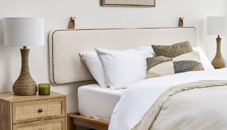 NINA suspended headboard