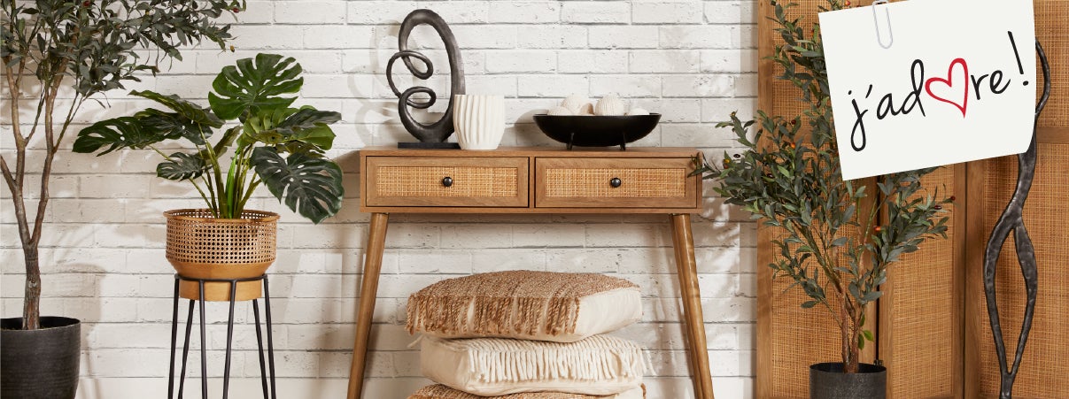 Decorative Accessories